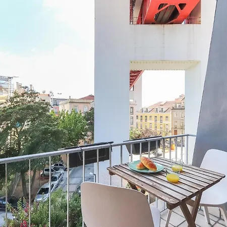 Alcantara Balcony By Homing Apartamento *