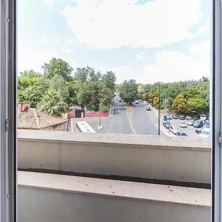 Alcantara Balcony By Homing Apartment